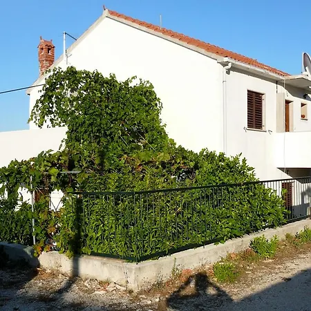 With A Parking Space Postira, Brac - 2919 *